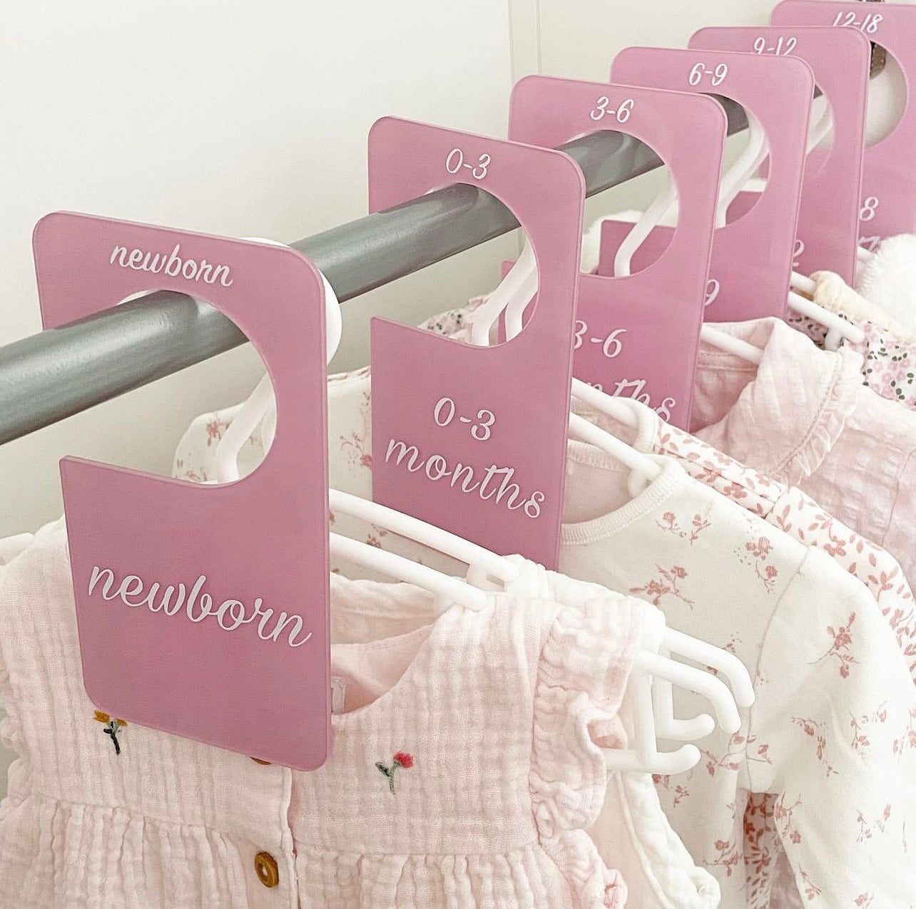 Baby clothing / wardrobe divider set